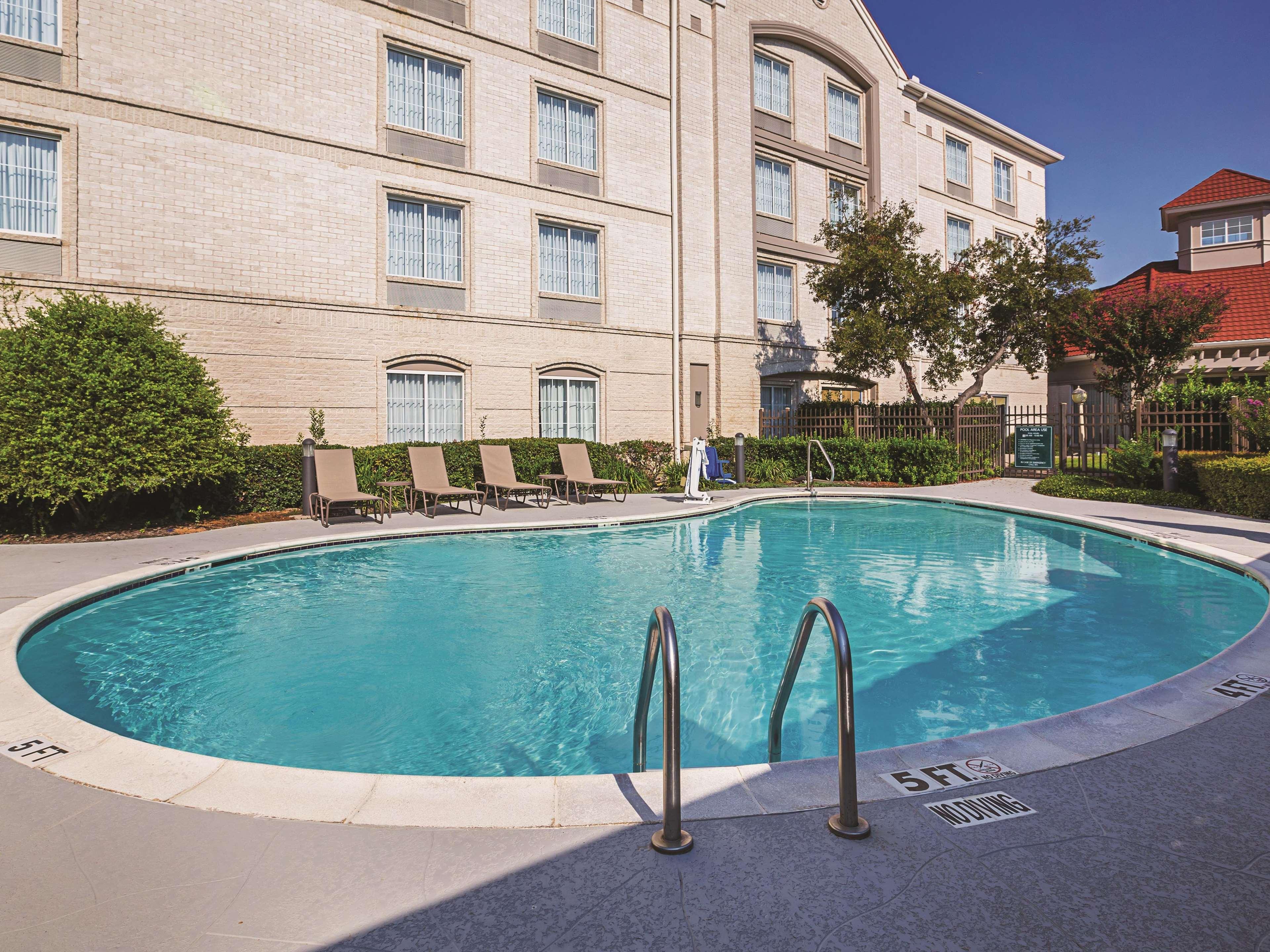 Hotel La Quinta By Wyndham Dallas West Plano