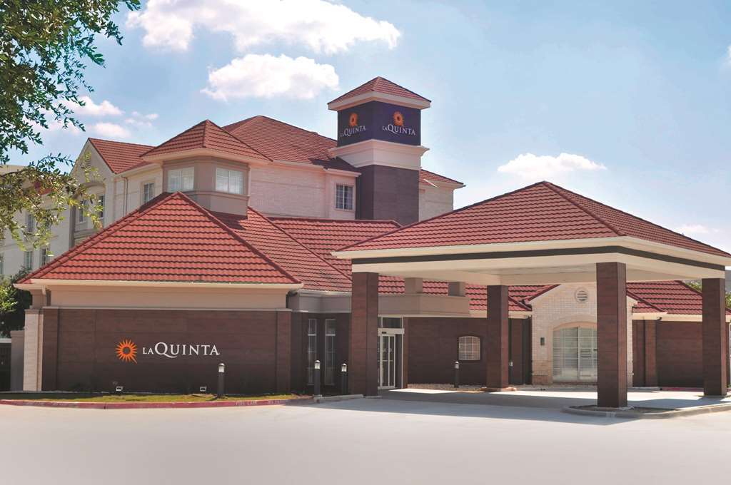 Hotel La Quinta By Wyndham Dallas West