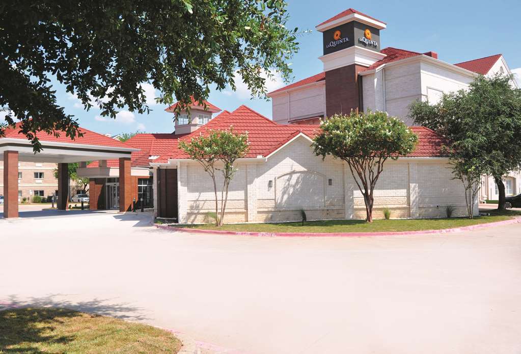 La Quinta By Wyndham Dallas West Hotel Plano