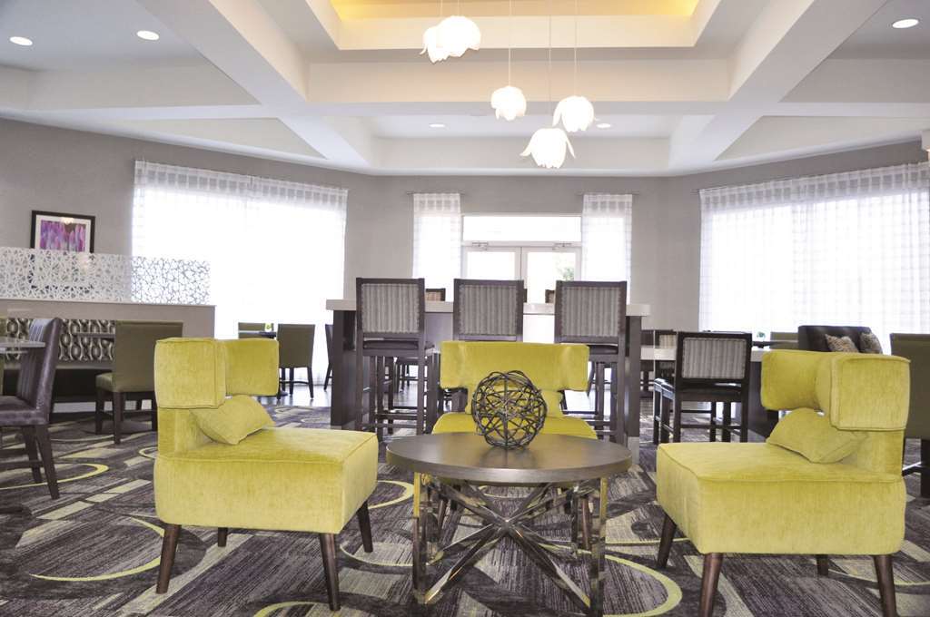 La Quinta By Wyndham Dallas West