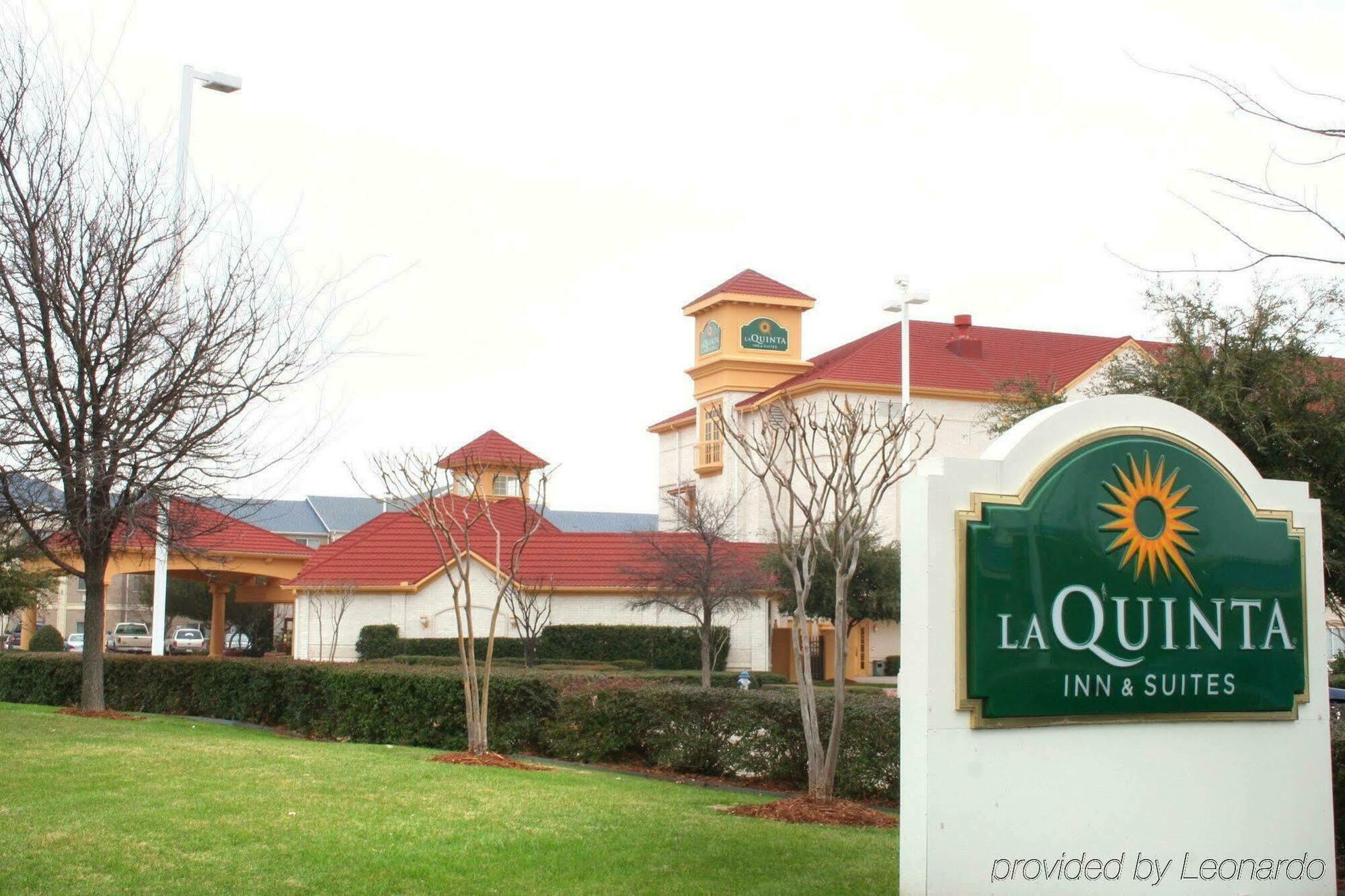 Hotel La Quinta By Wyndham Dallas West 3*
